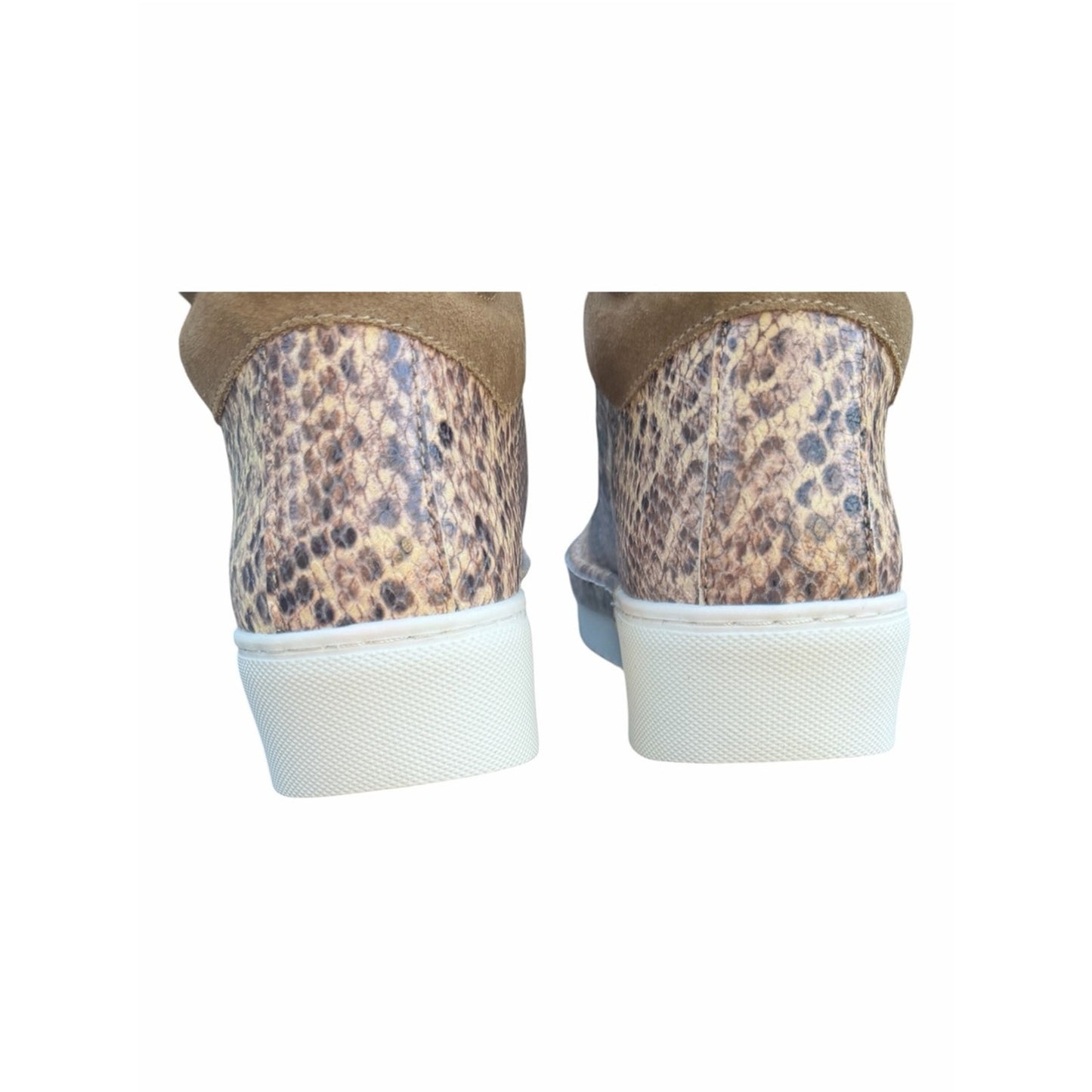 Cecelia NY Silow Snake Print High Top Y2K vibe Sneakers Velvet Laces NIB Size 8