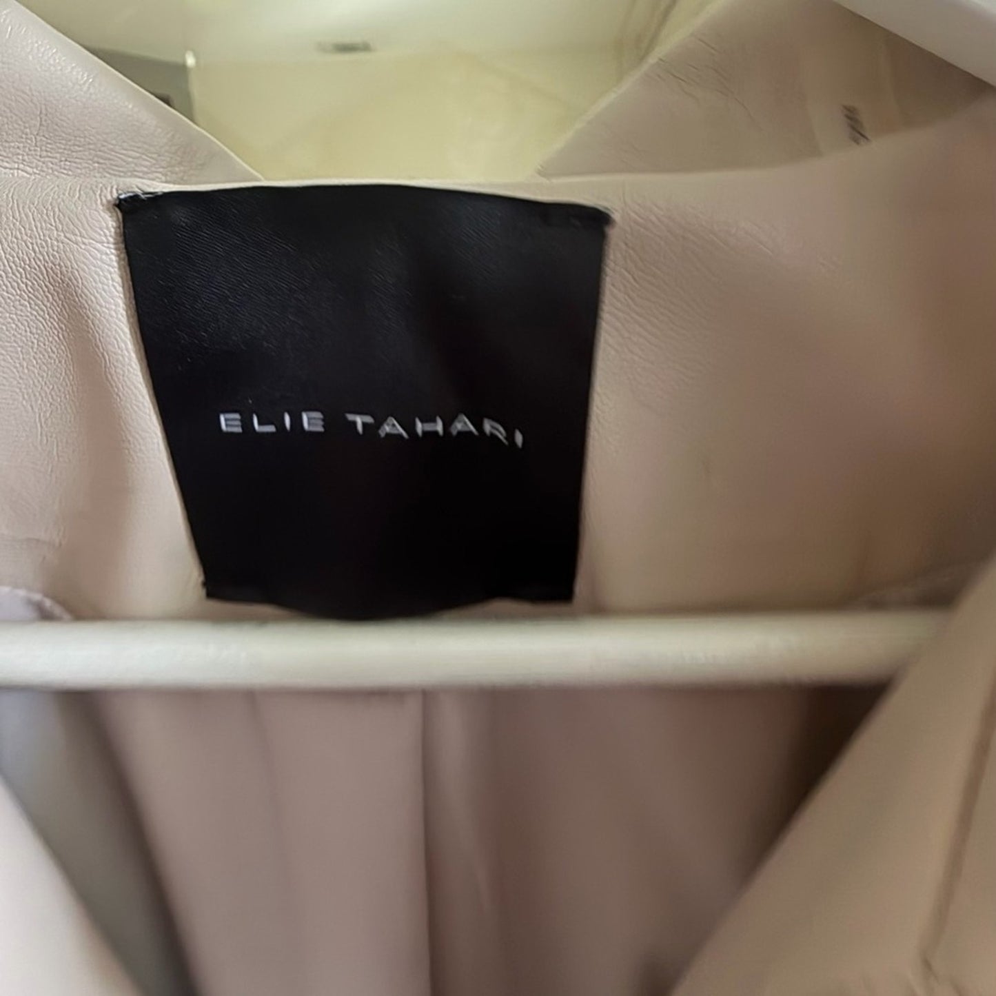 Elie Tahari "Zinc" Vegan Leather Jacket
Women's Light Tan Zip Front Size Large