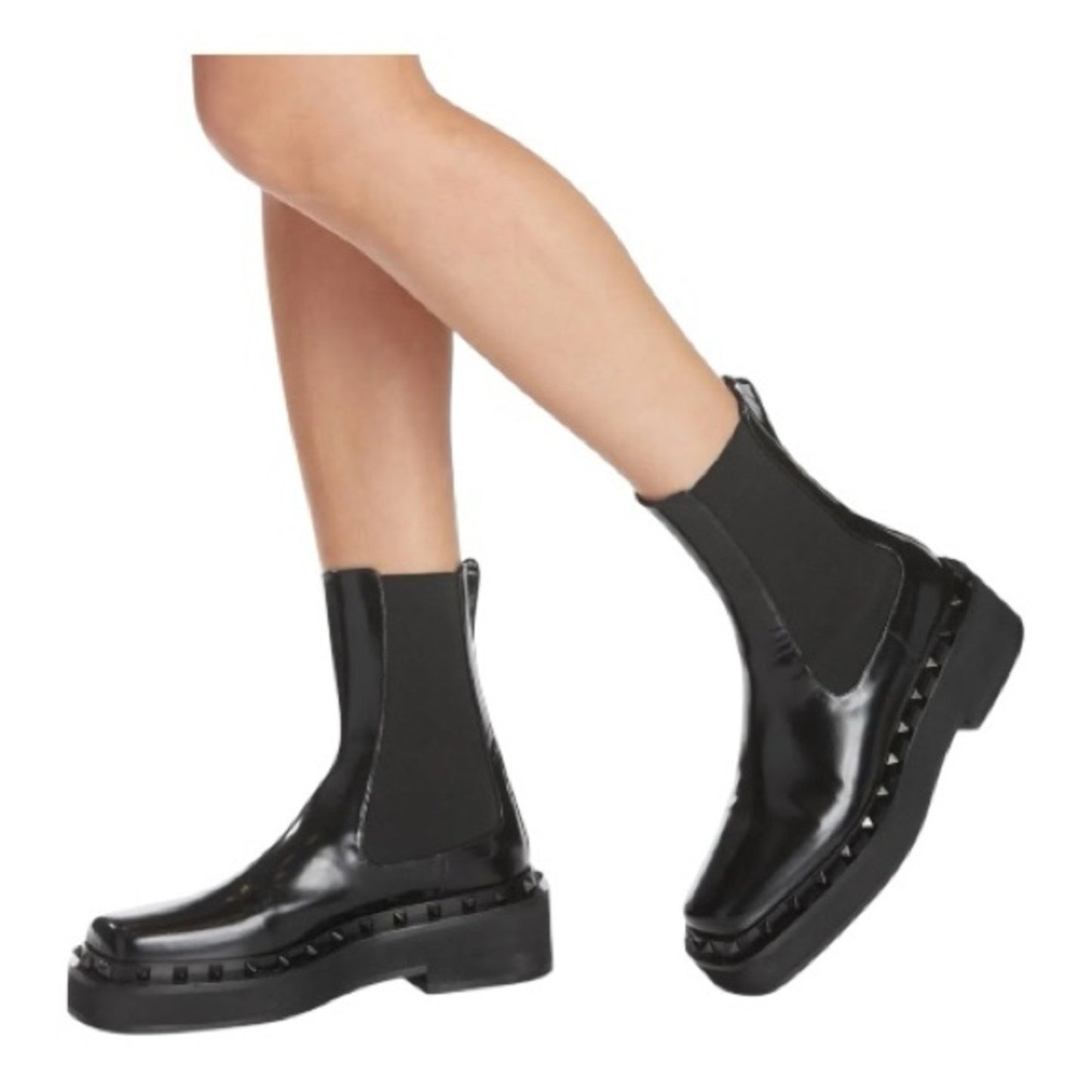 VALENTINO GARAVANI Rockstud M-Way Ankle Boots Women’s 7.5
NIB w/ Duster