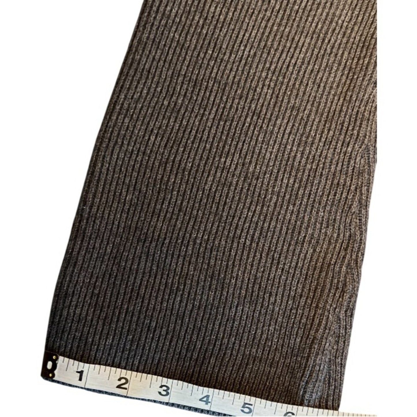 Carlisle Collection V-Neck - 1/2 Zip Gray Cardigan
Bell Sleeves NWT Size XLarge