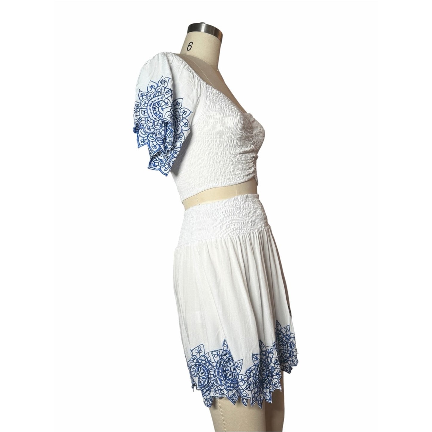 NWT Tiare Hawaii White Blue Embroidered Matching Set Resort Size M (S,M & L)