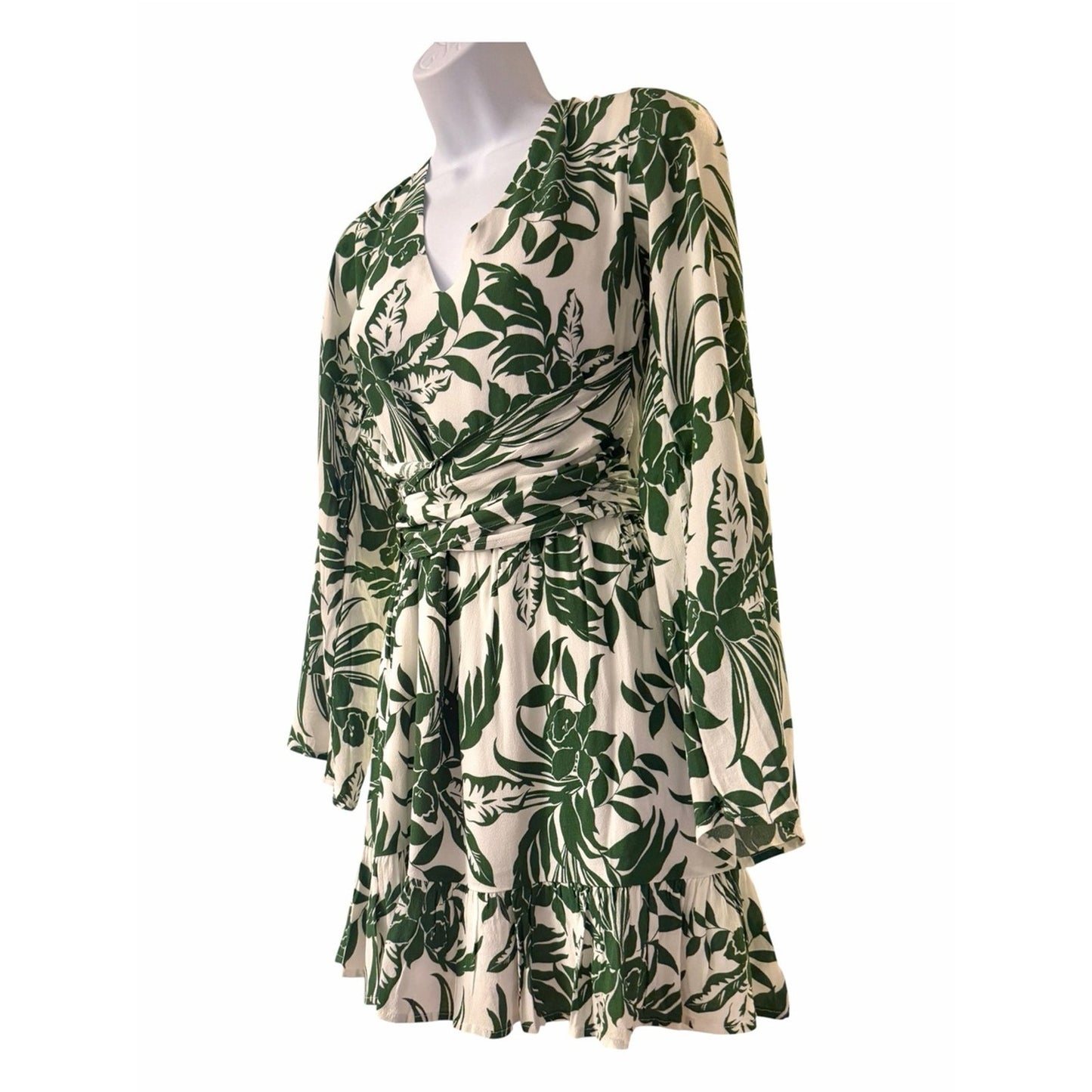 L*SPACE NWT Green Tropical Belted Mini Dress Medium Bell Sleeve Resort Vacation