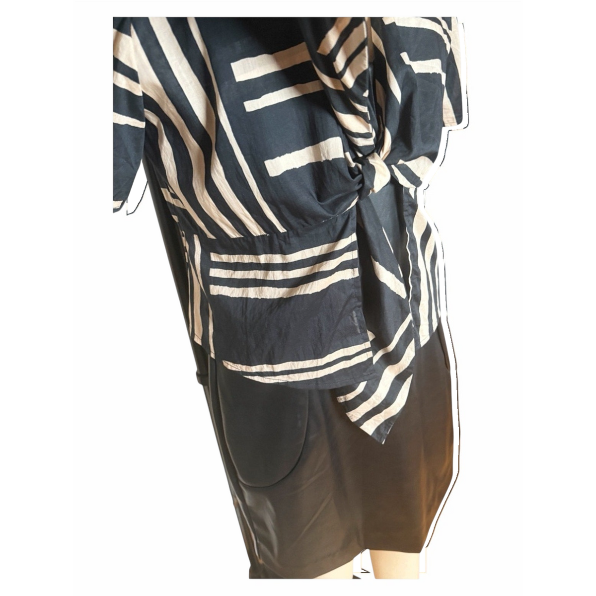 NWT Rails Tia Island Stripe Tie Front Cotton Top Women’s L Cream & Black