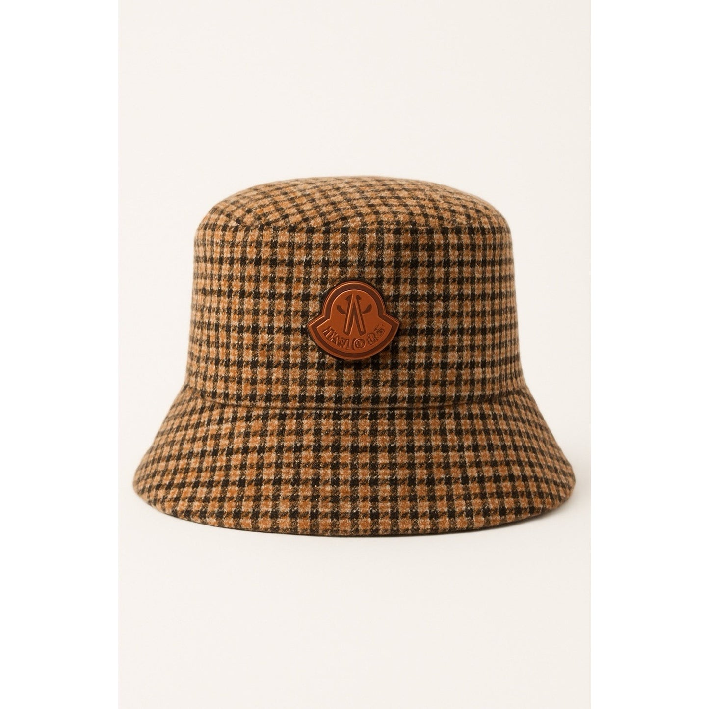 Moncler Women’s Bucket Hat Size M NWT Tweed Wool Blend Brown Check Logo Patch