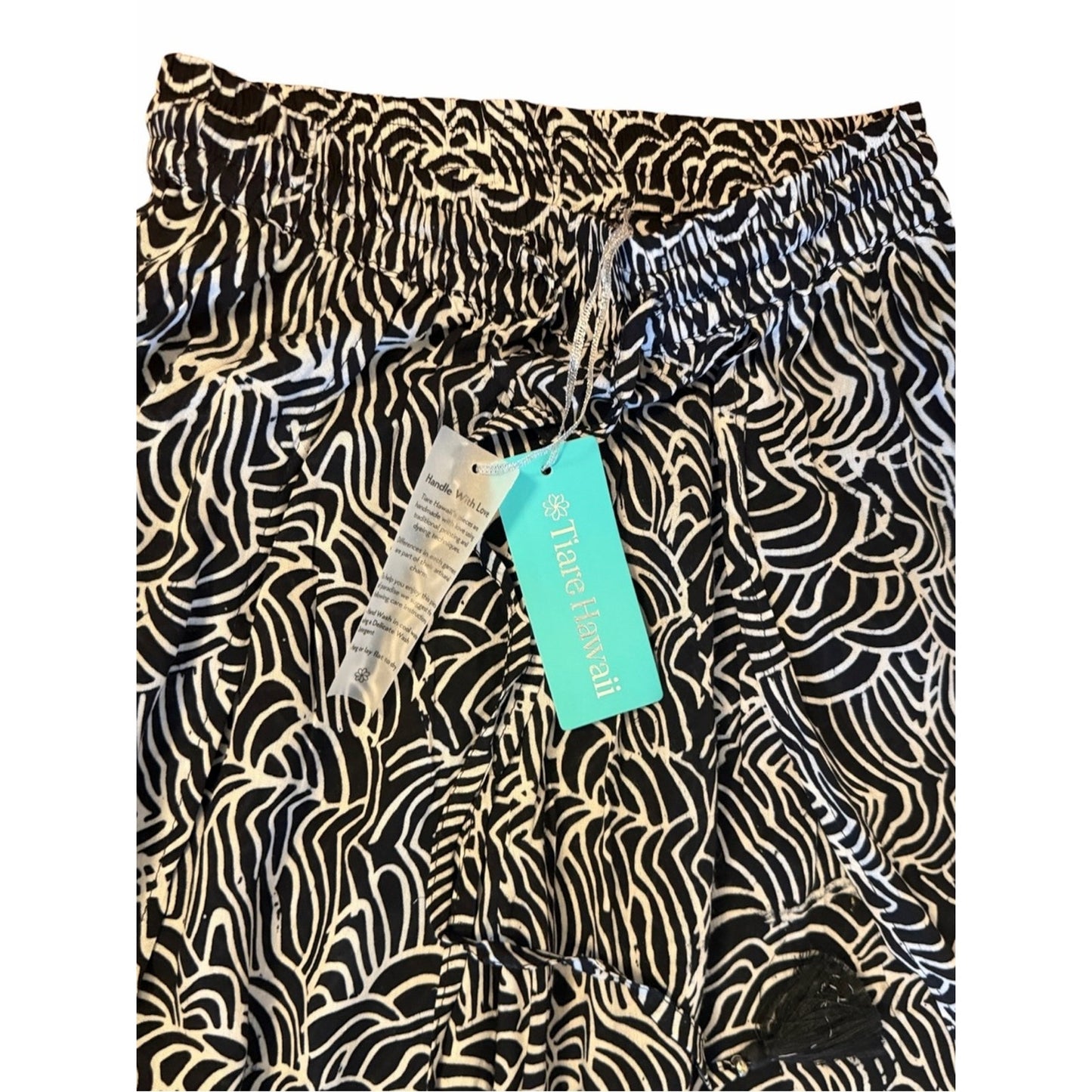 Tiare Hawaii NWT Black & White Resort Pants + Matching Smocked Tube Top Med