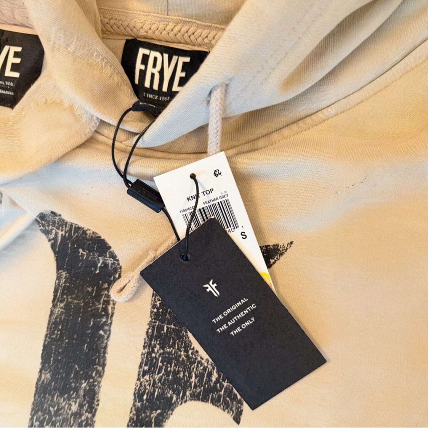 FRYE Feather Grey Logo Hoodie NWT 100% Cotton Relaxed Fit Men’s Small