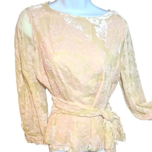 Anthropologie Velvet Embossed Blouse by Yumi Kim “Kiss-and Tell” Size Sm 
NWT