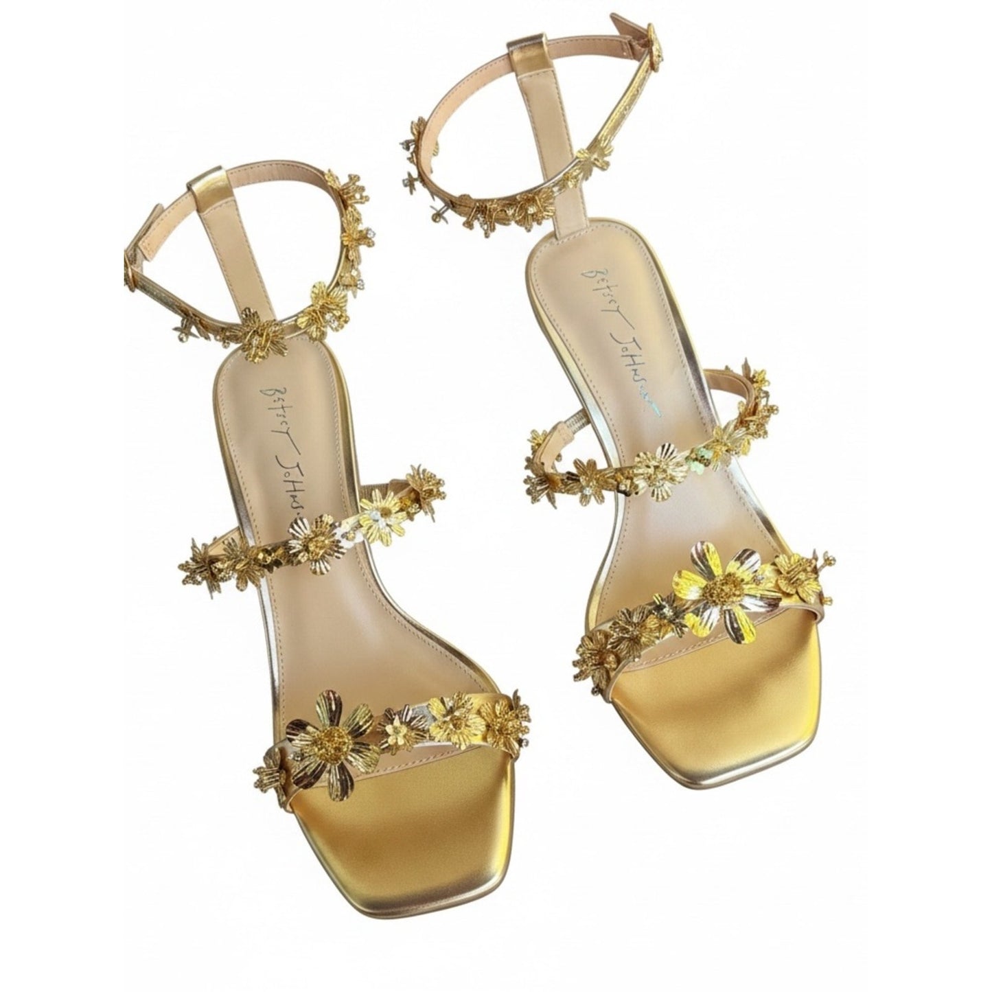 Betsey Johnson Lorra Gold Floral Pearl Heel Sandals NIB 9.5
