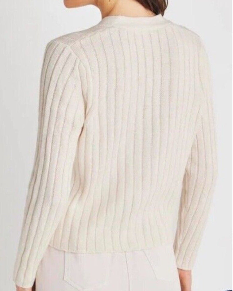 Splendid ivory V-neck cardigan sweater in size large.