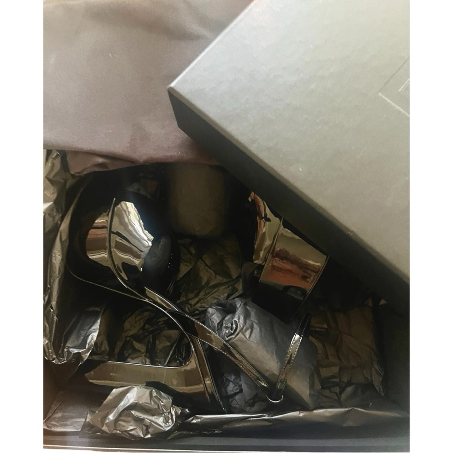 YSL Sexy 95 Tanouk Patent Leather Sandals
NIB- 2 dusters, original Box Size 9