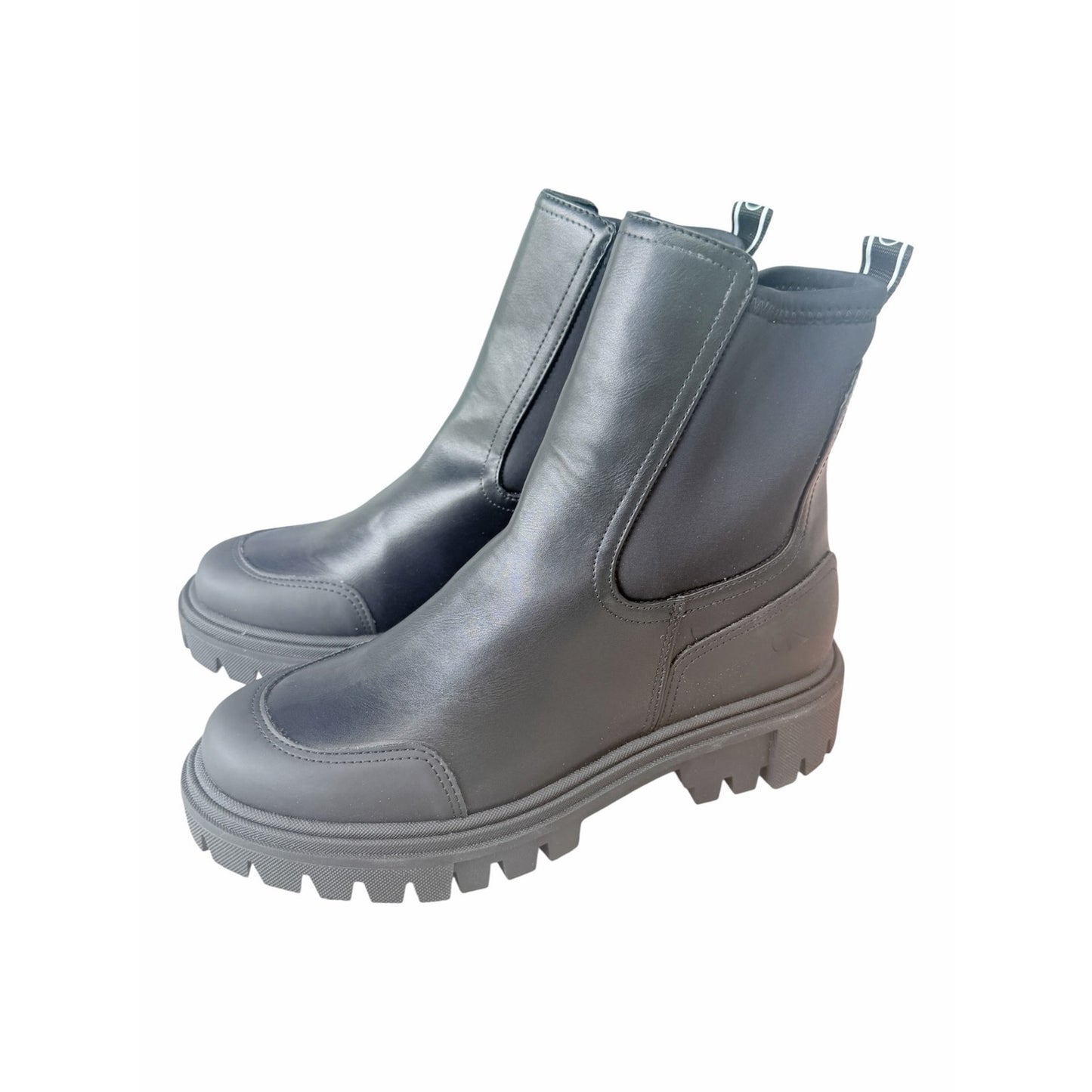 Calvin Klein Jeans KC Remola Chelsea Lug Sole Boots Black NIB Women’s 9M