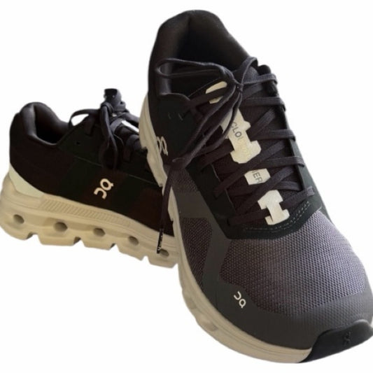 On Cloud Running Sneakers | Men’s 7.5 / Women’s 9 | New in Box Grey & Blk NIB