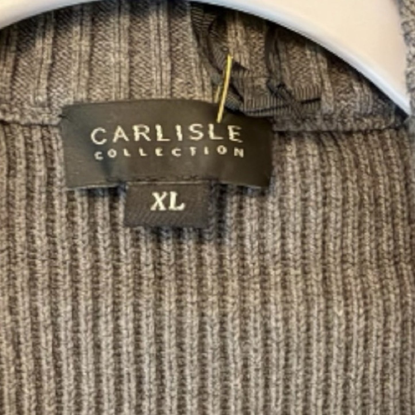 Carlisle Collection V-Neck - 1/2 Zip Gray Cardigan
Bell Sleeves NWT Size XLarge