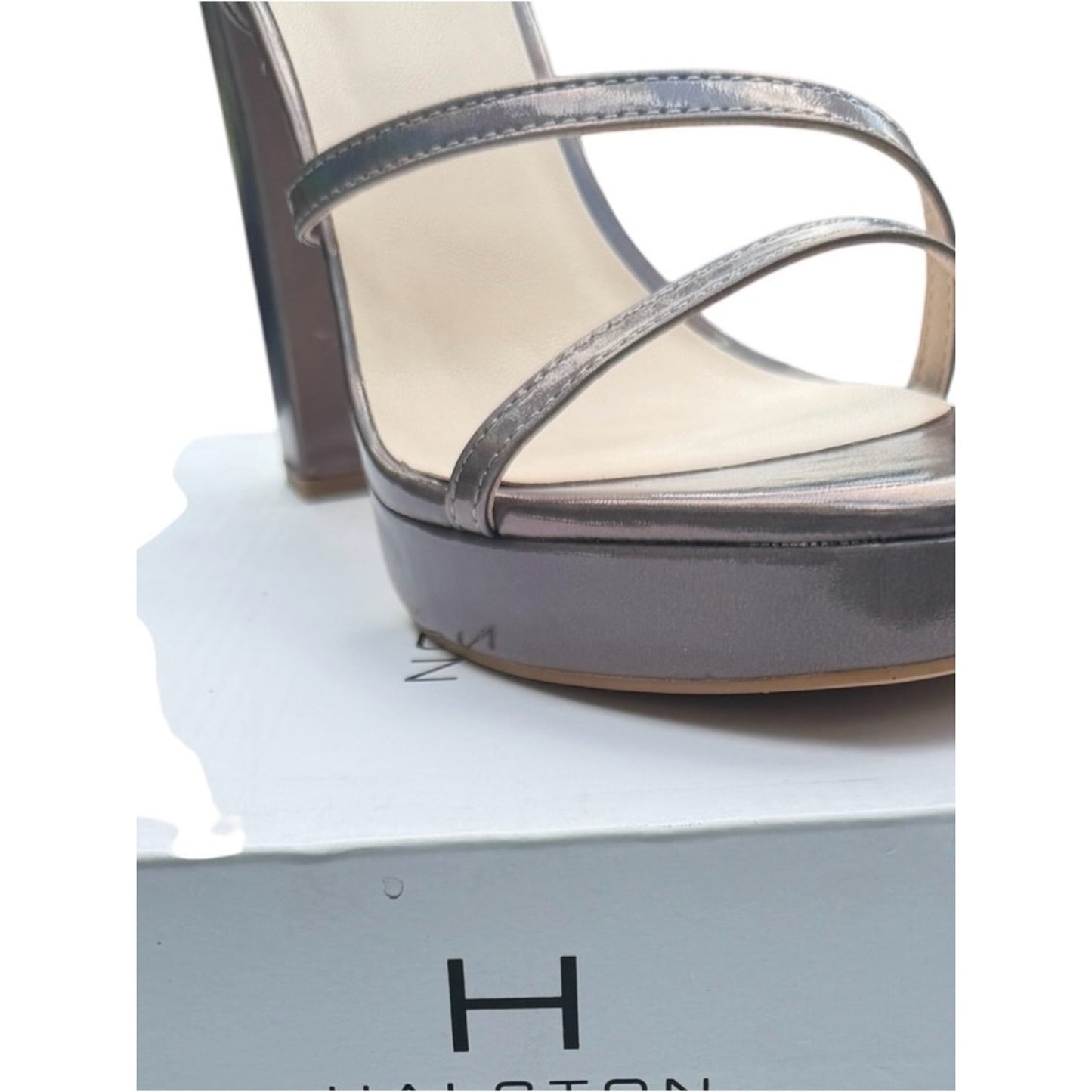 HALSTON Sardinia Pewter Metallic Platform Heels Sandals NIB Size 11