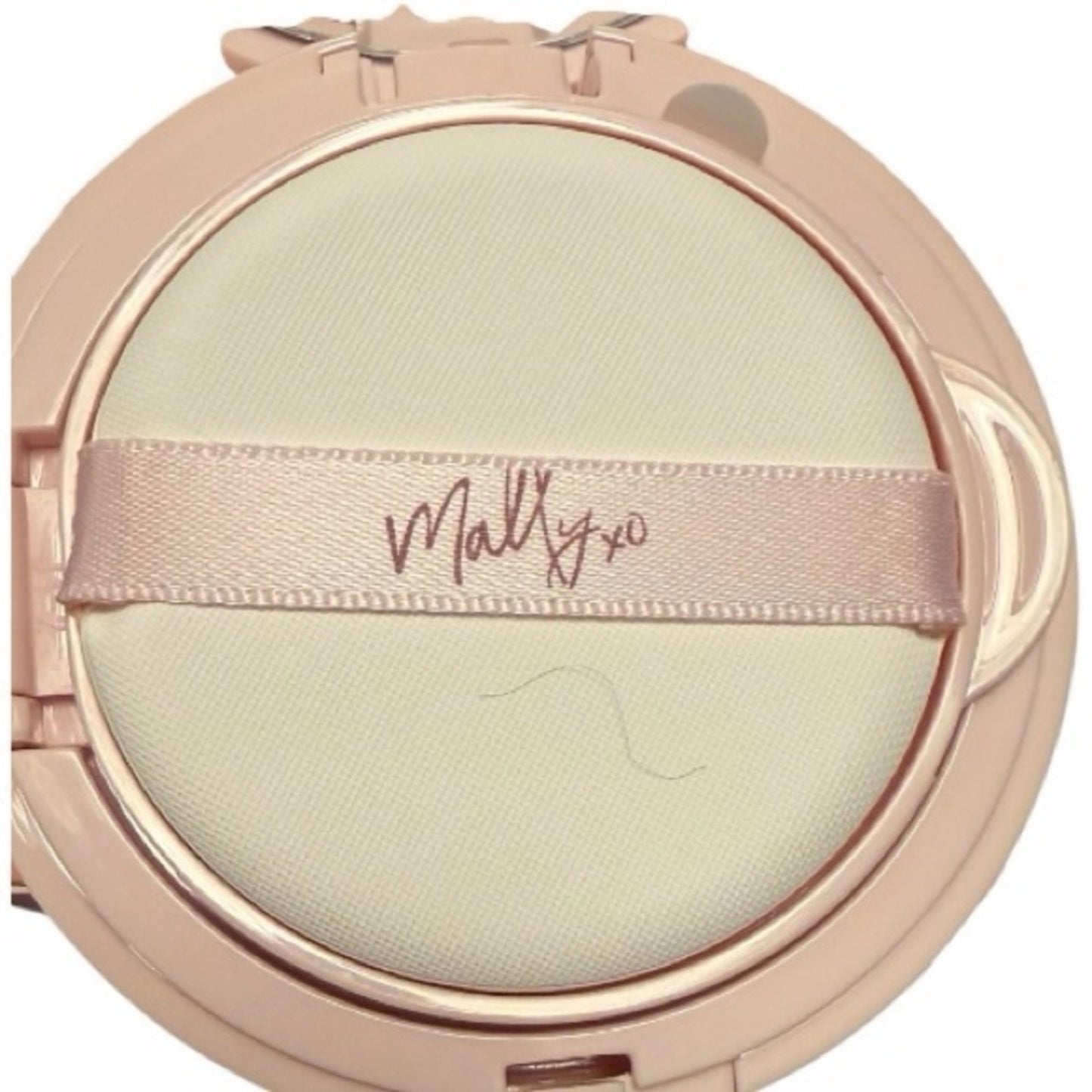 Mally Beauty Flawless Finish Transforming Effect Foundation inTan BNIB
