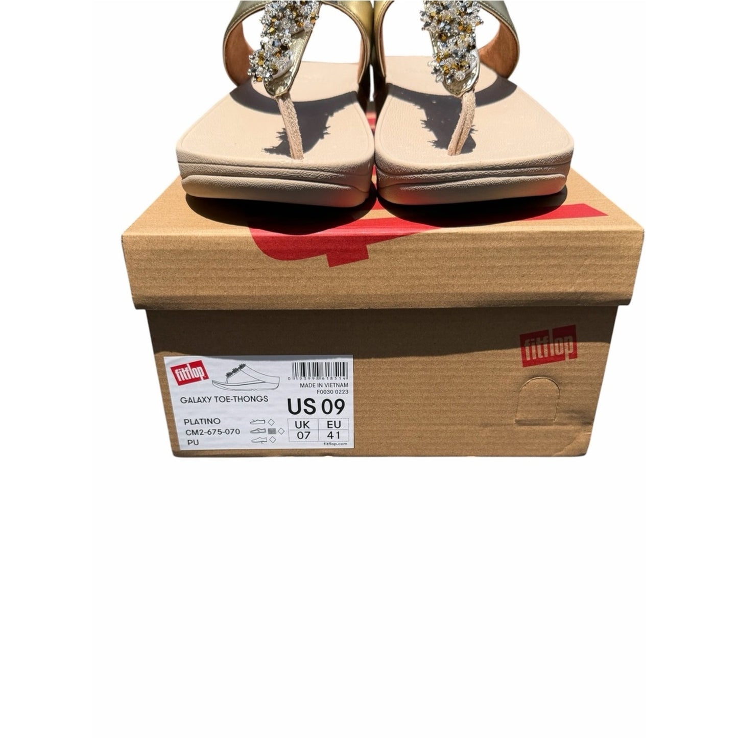 FitFlop Galaxy Embellished Toe Thong Sandals Gold Size 9 NIB Comfort Sandals