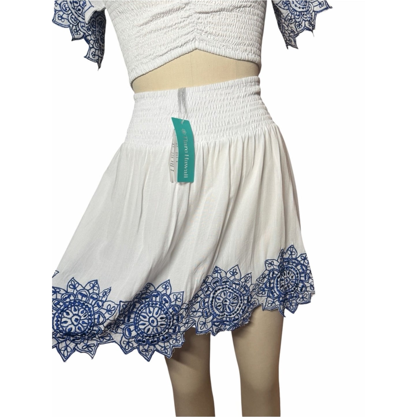NWT Tiare Hawaii White Blue Embroidered Matching Set Resort Size M (S,M & L)