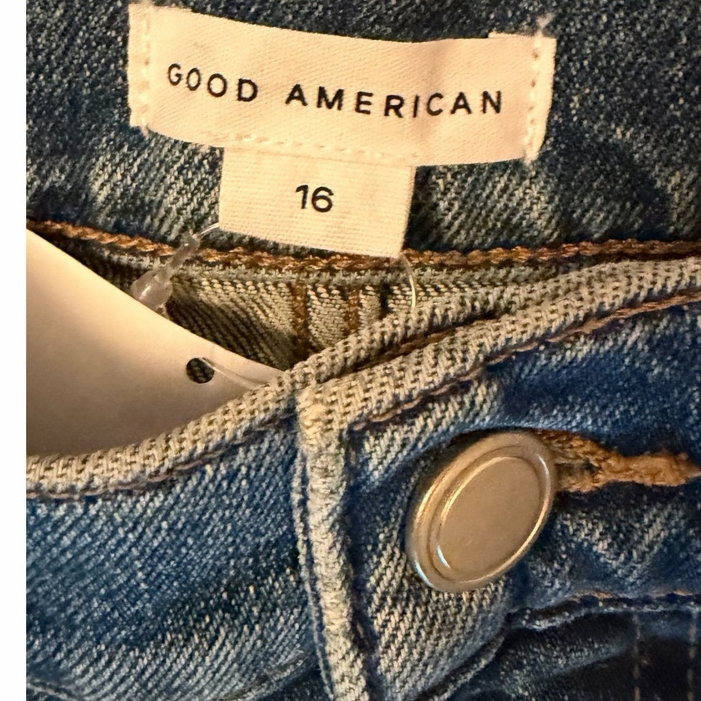 Good American Good 90s Shorts Size 16 High Rise Retro Distressed Denim Cutoffs