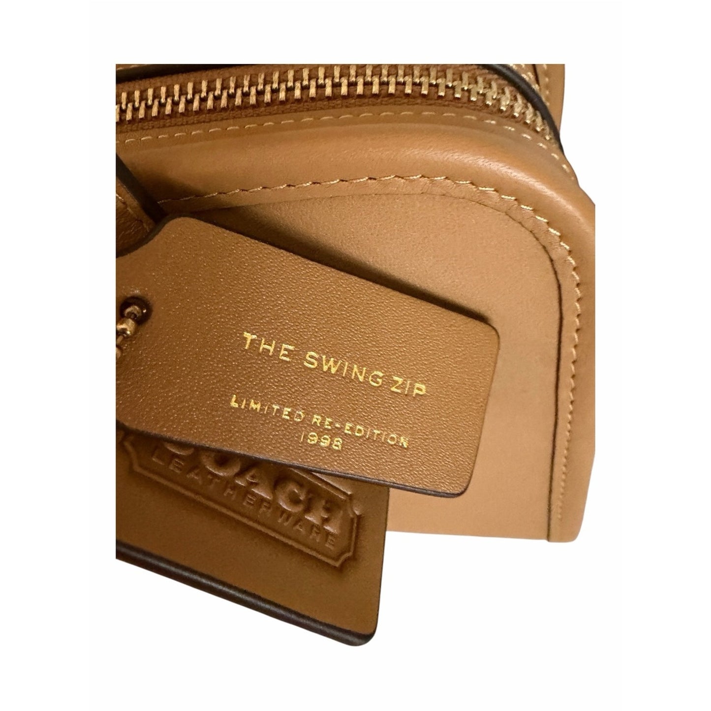 Coach Swing Zip Bag 1998 Re-Edition Tan Glove-Tanned Leather NWT Shoulder Bag