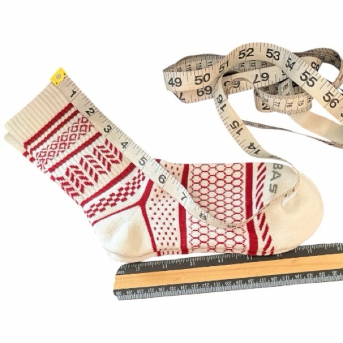 Bombas 2 Pair Socks Size M 

Fairisle Ankle Red & Cream