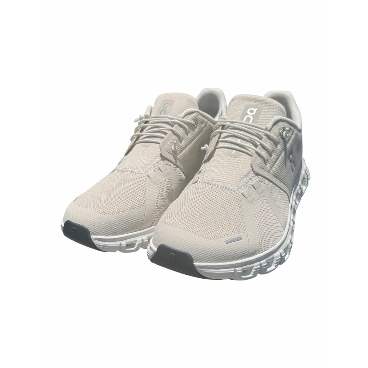 On Cloud 6 Wide Running Shoes Pearl White Women’s 9.5 Wide D NEW W/BOX