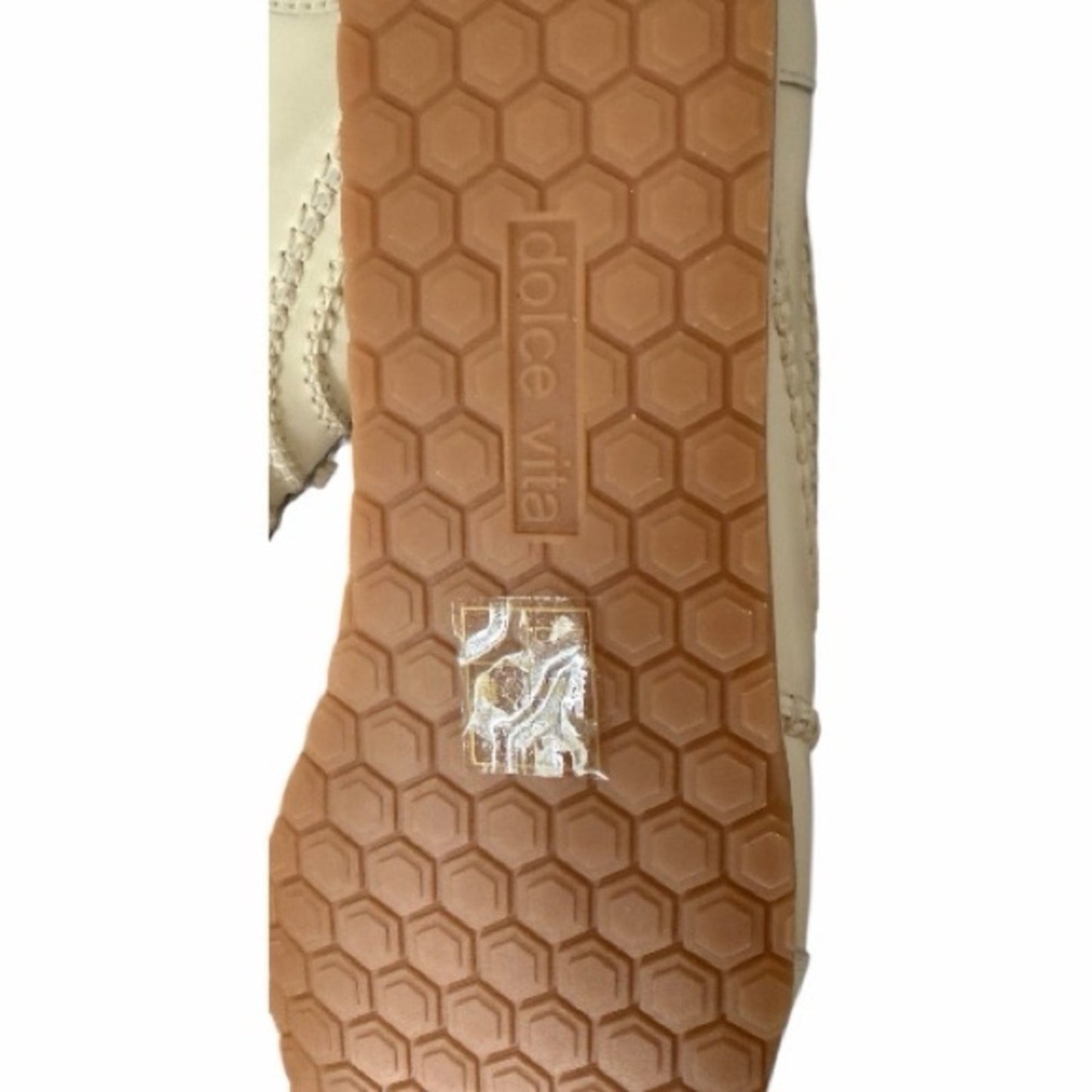 New In Box Dolce Vita Delaney Sneakers – Off-White / Ecru
Women’s Size 10