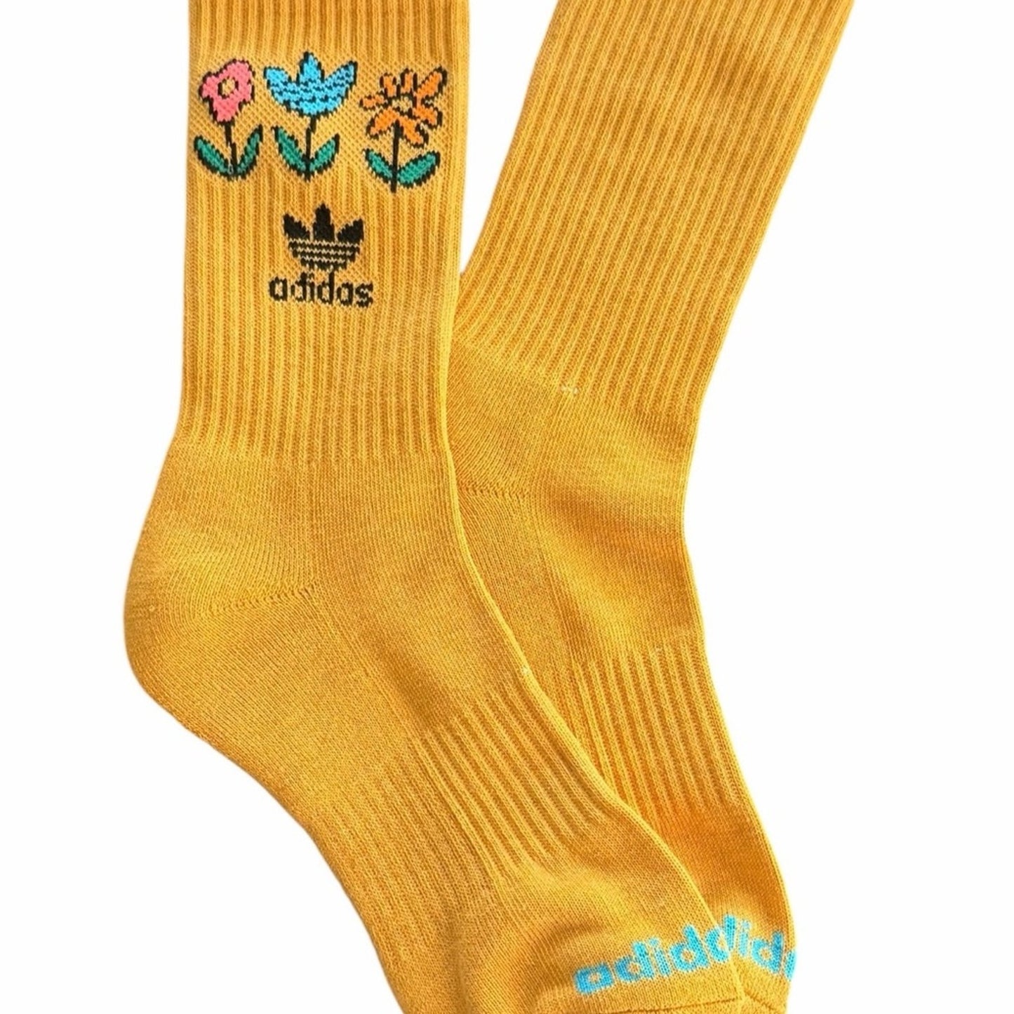 Adidas Originals Floral Crew Socks 3 Pack Women’s M Yellow Black White - NEW