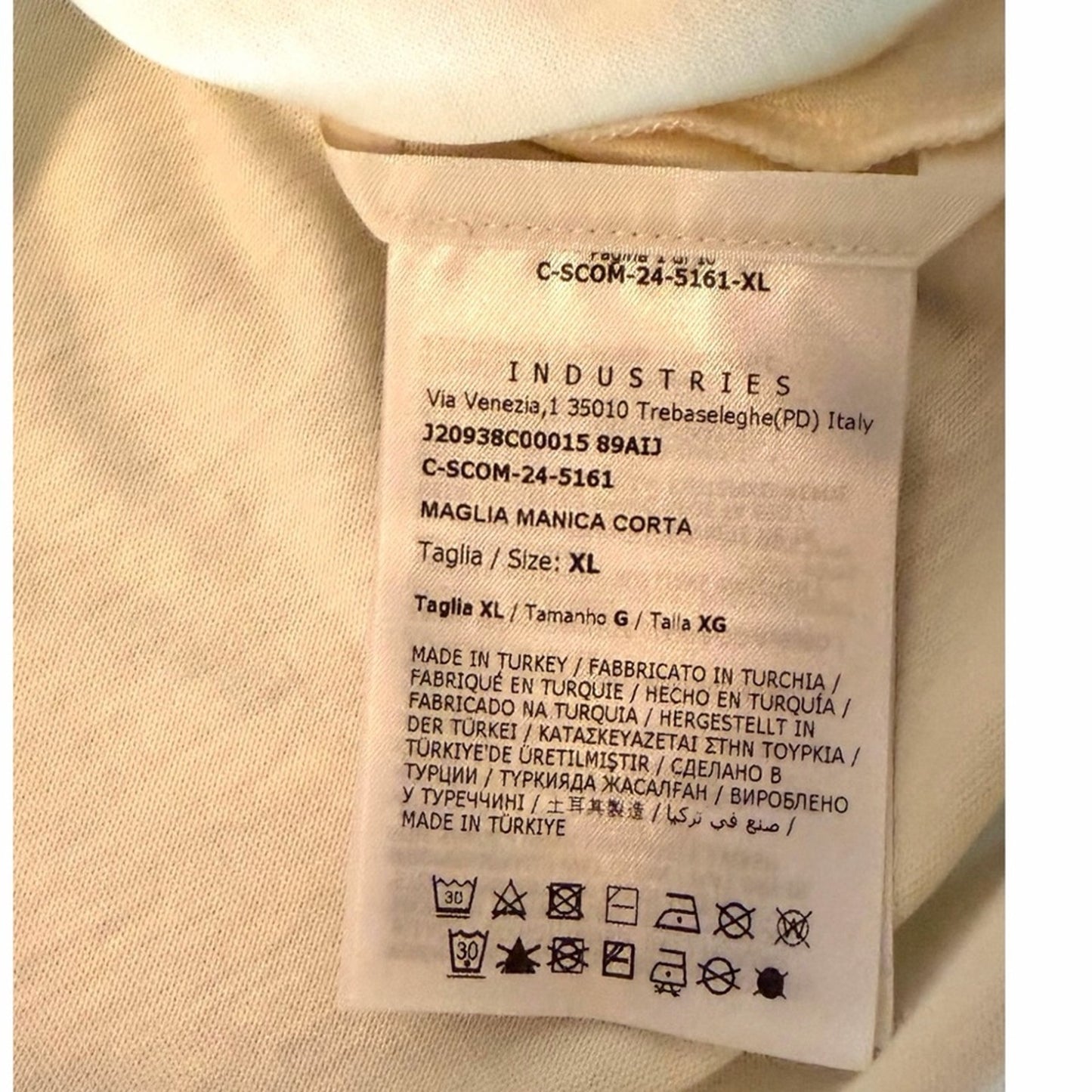Moncler Cream Logo T-Shirt XL NWT Embroidered Script Minimalist Quiet Luxury Tee