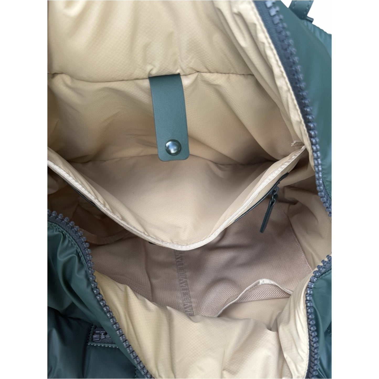VEE Collective Quilted Puffer Travel Tote Porter Basque NWT MSRP $330